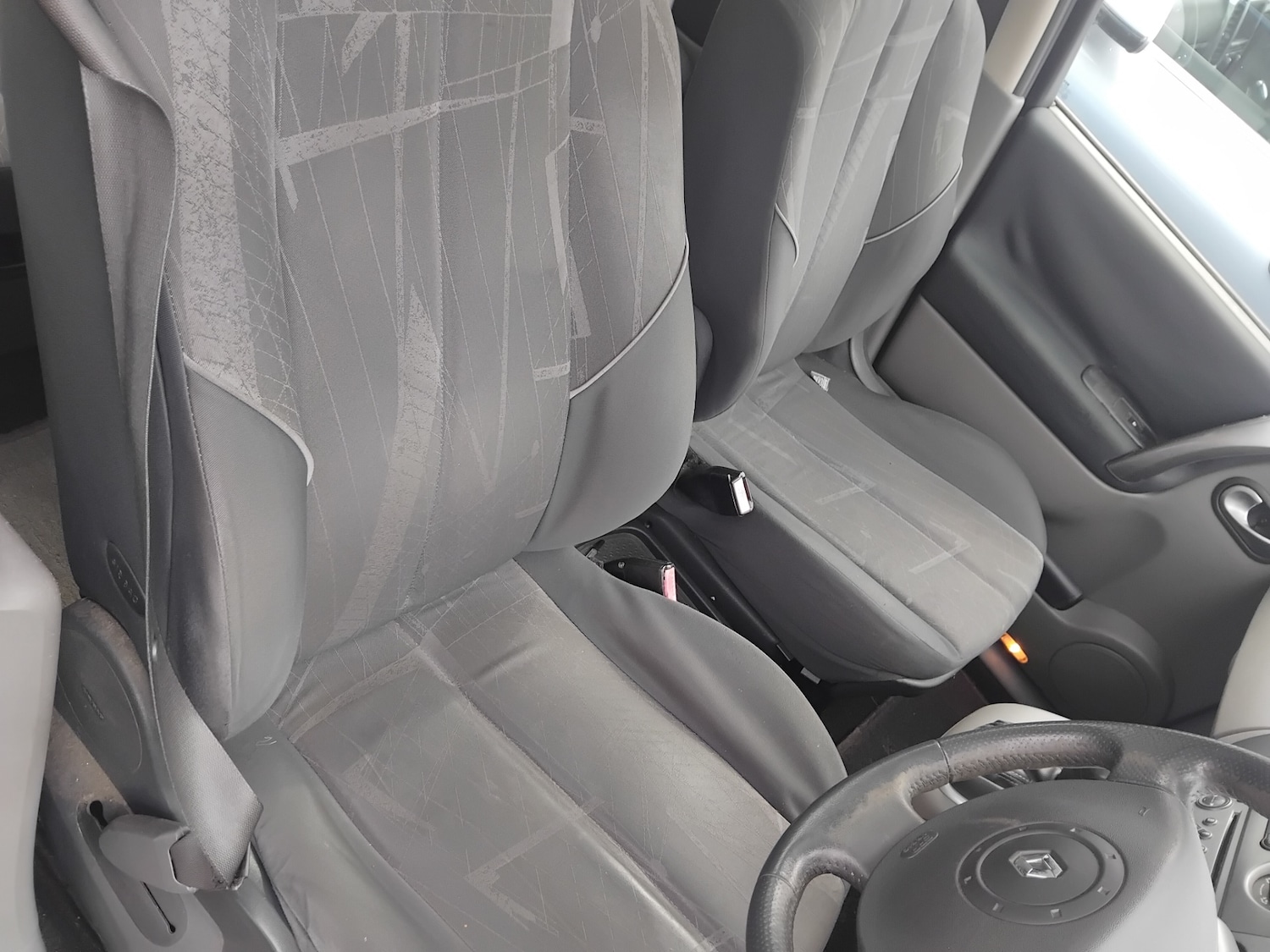 Used Renault Megane 2006 for sale - 77882040: Photo 8