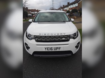 Used Land Rover Discovery Sport 2016 for sale - 76980068: Photo