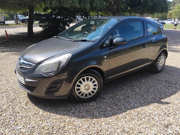 Used Vauxhall Corsa 2014 for sale - 75491473: Photo 3