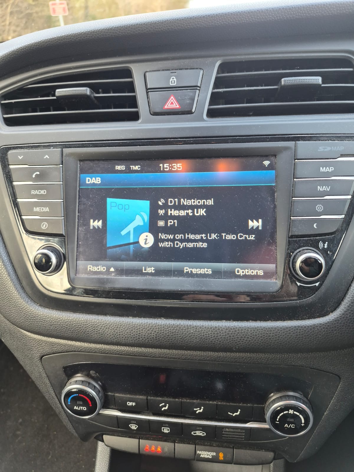 Used Hyundai i20 2015 for sale - 77819327: Photo 10