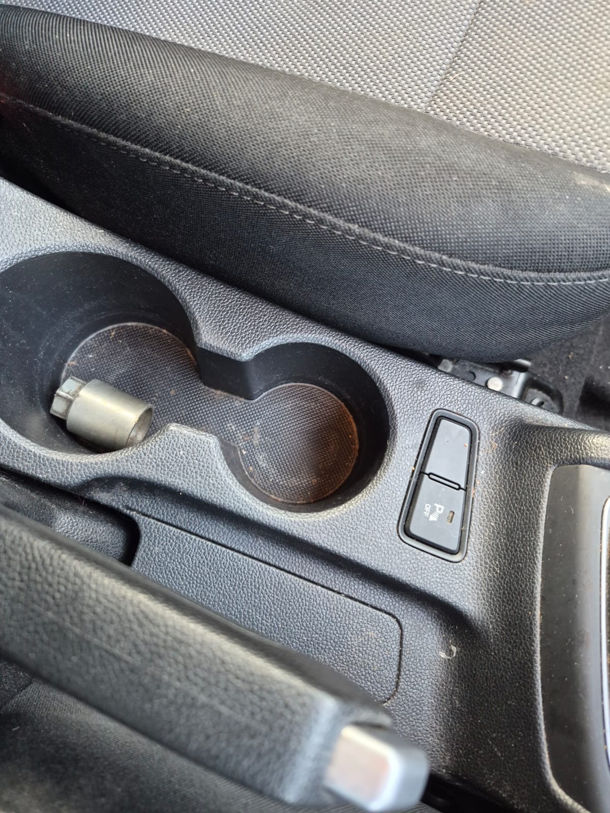 Used Hyundai i20 2015 for sale - 77819327: Photo 14