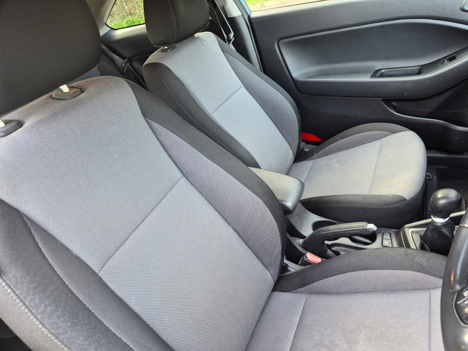 Used Hyundai i20 2015 for sale - 77819327: Photo 16