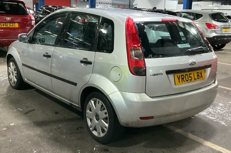 Used Ford Fiesta 2005 for sale - 77174379: Photo 2