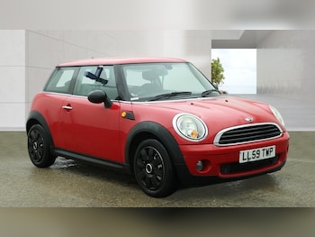 MINI Hatch feature image