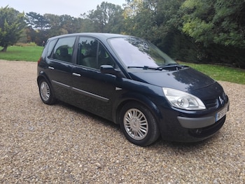Renault - Scenic