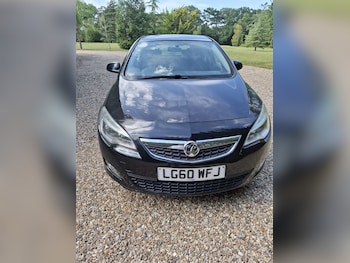 Used Vauxhall Astra 2010 for sale - 75331647: Photo