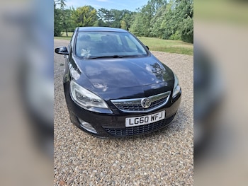 Used Vauxhall Astra 2010 for sale - 75331647: Photo