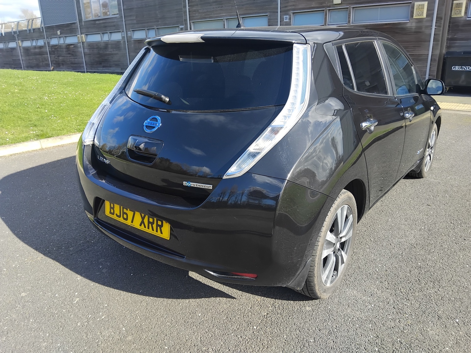 Used Nissan Leaf 2017 for sale - 78061637: Photo 11