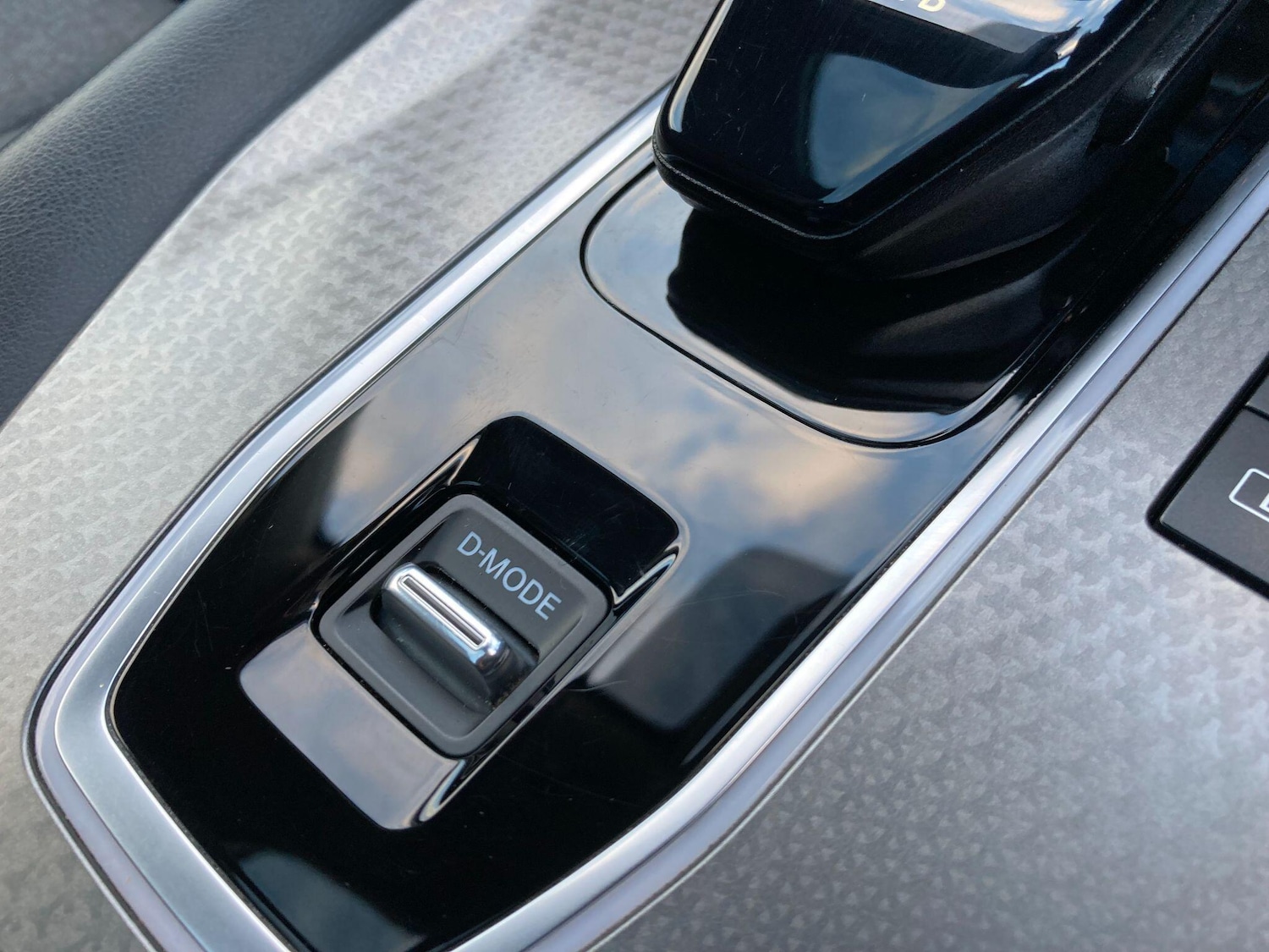 Used Nissan Qashqai for sale - 77175064: Photo 72