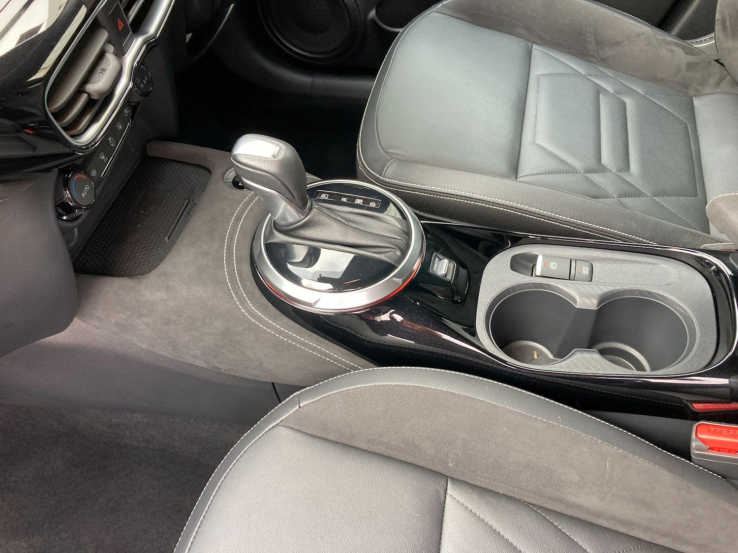 Used Nissan Juke 2024 for sale - 76002218: Photo 31