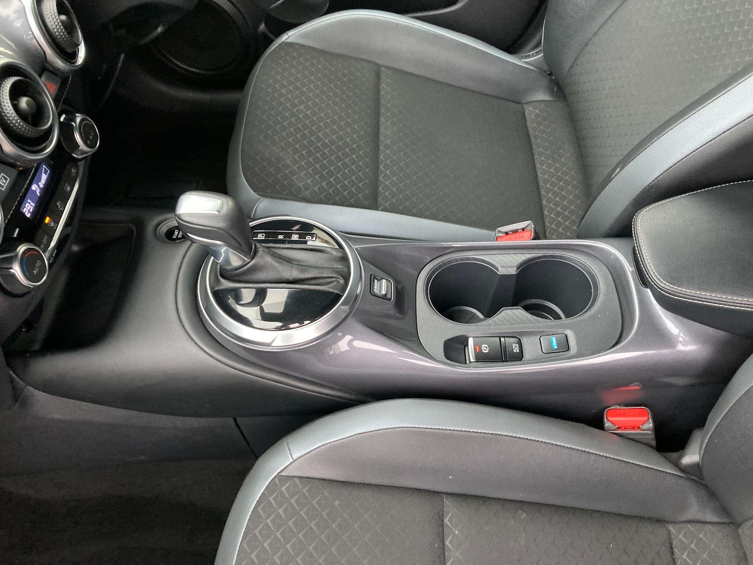 Used Nissan Juke 2023 for sale - 77305693: Photo 34