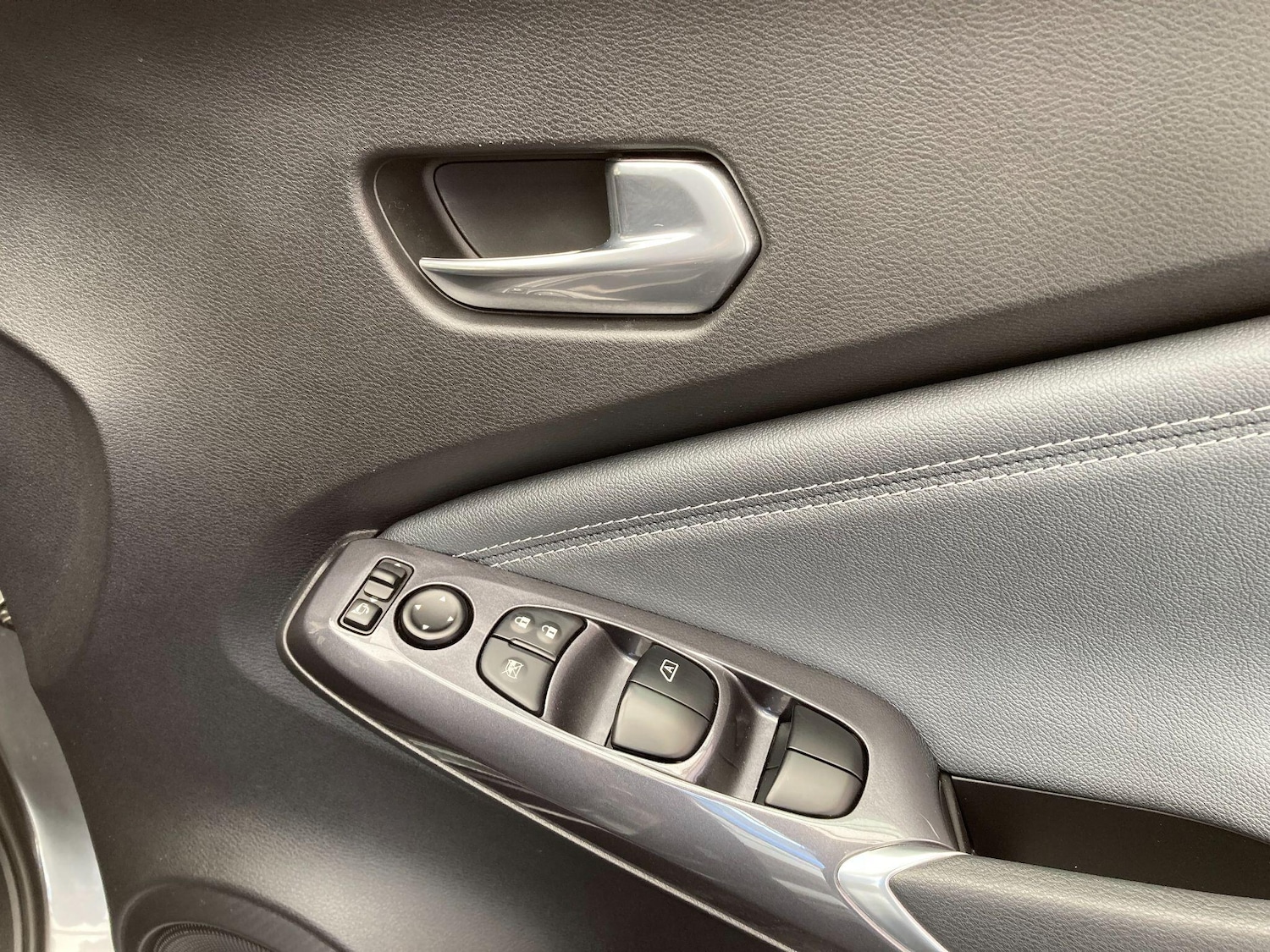 Used Nissan Juke 2021 for sale - 76561212: Photo 40