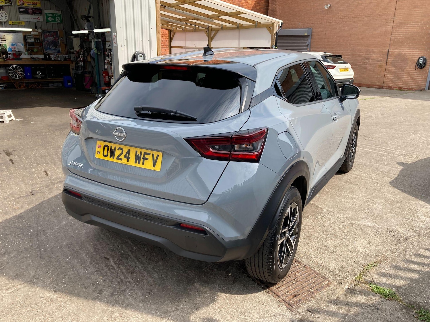 Vehicle 21