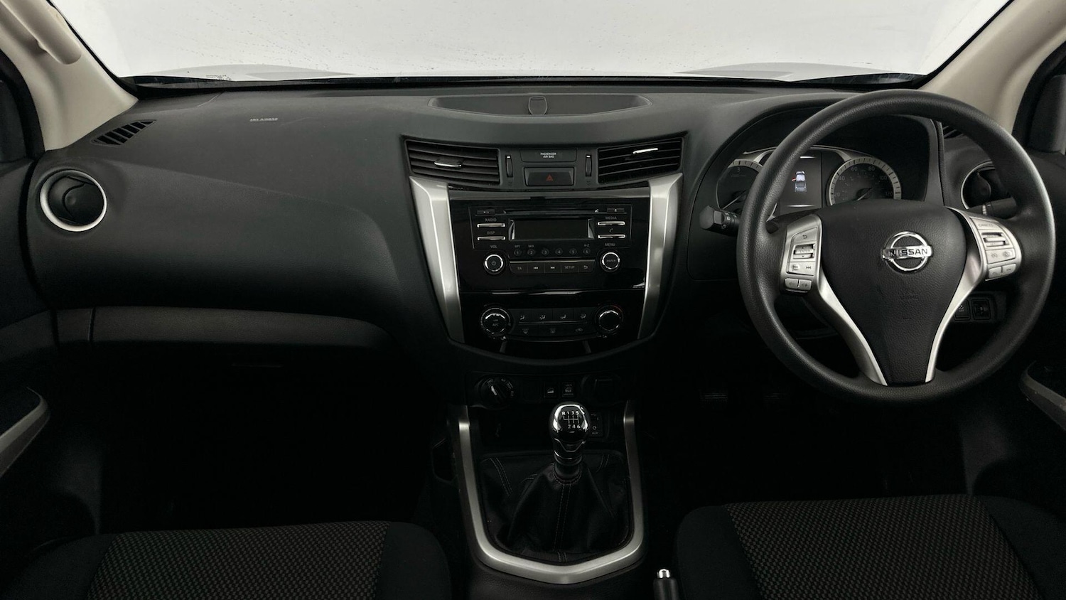 Used Nissan Navara 2023 for sale - 77537736: Photo 5