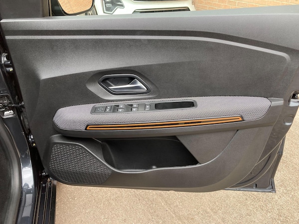 Used Dacia Sandero 2022 for sale - 75463875: Photo 42