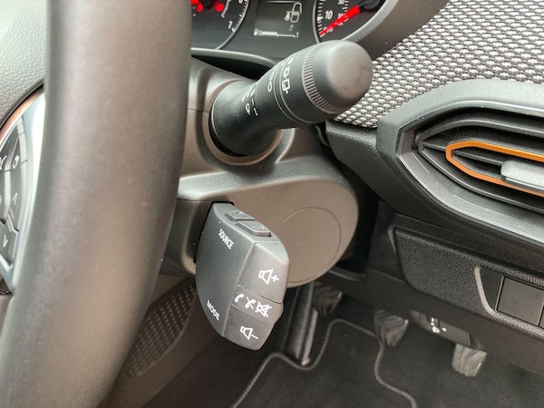 Used Dacia Sandero 2022 for sale - 75463875: Photo 48
