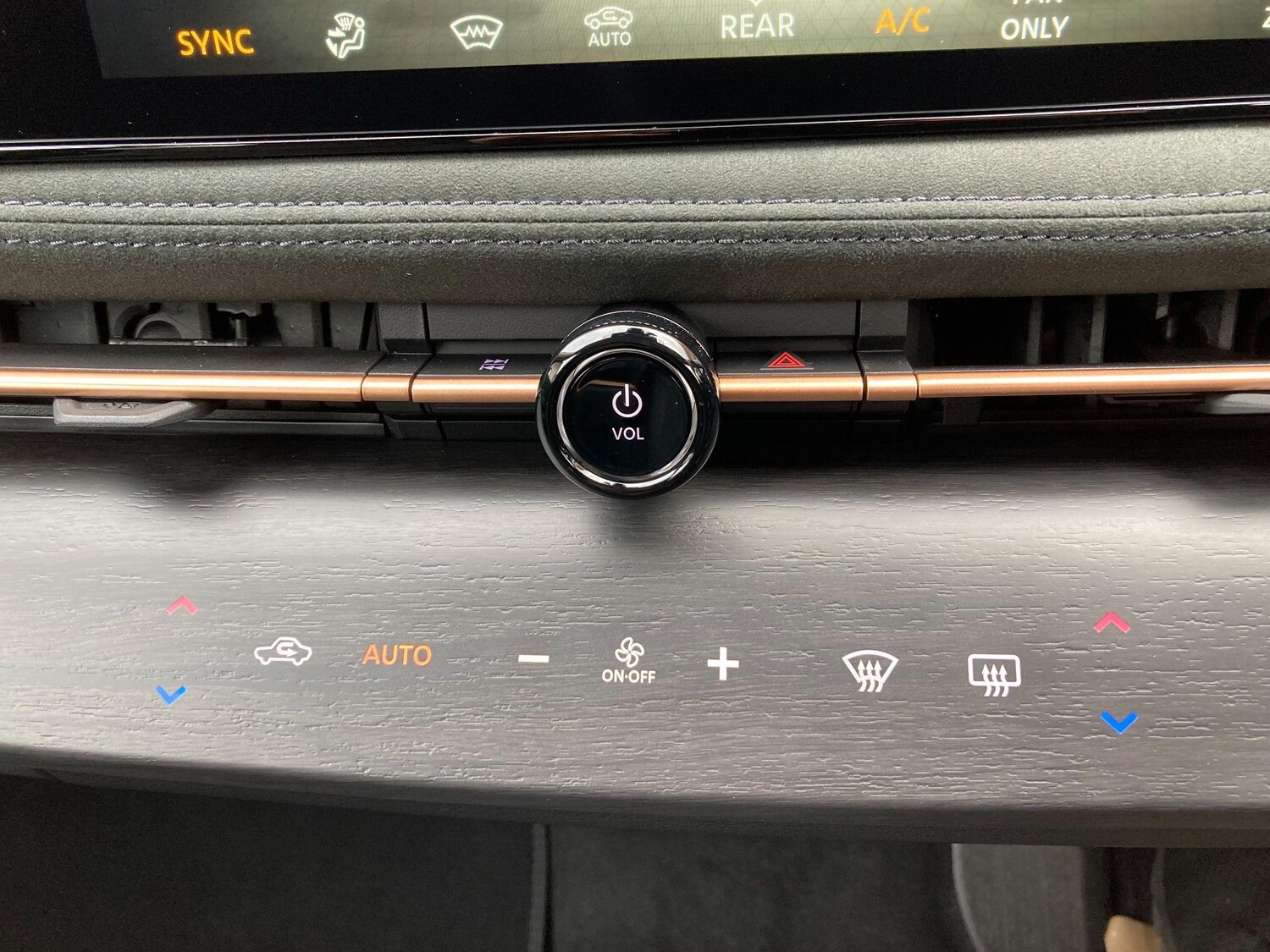 Used Nissan ARIYA 2025 for sale - 77315173: Photo 60