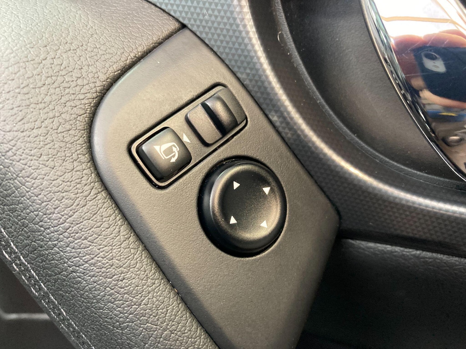 Used Nissan Qashqai for sale - 77537939: Photo 50