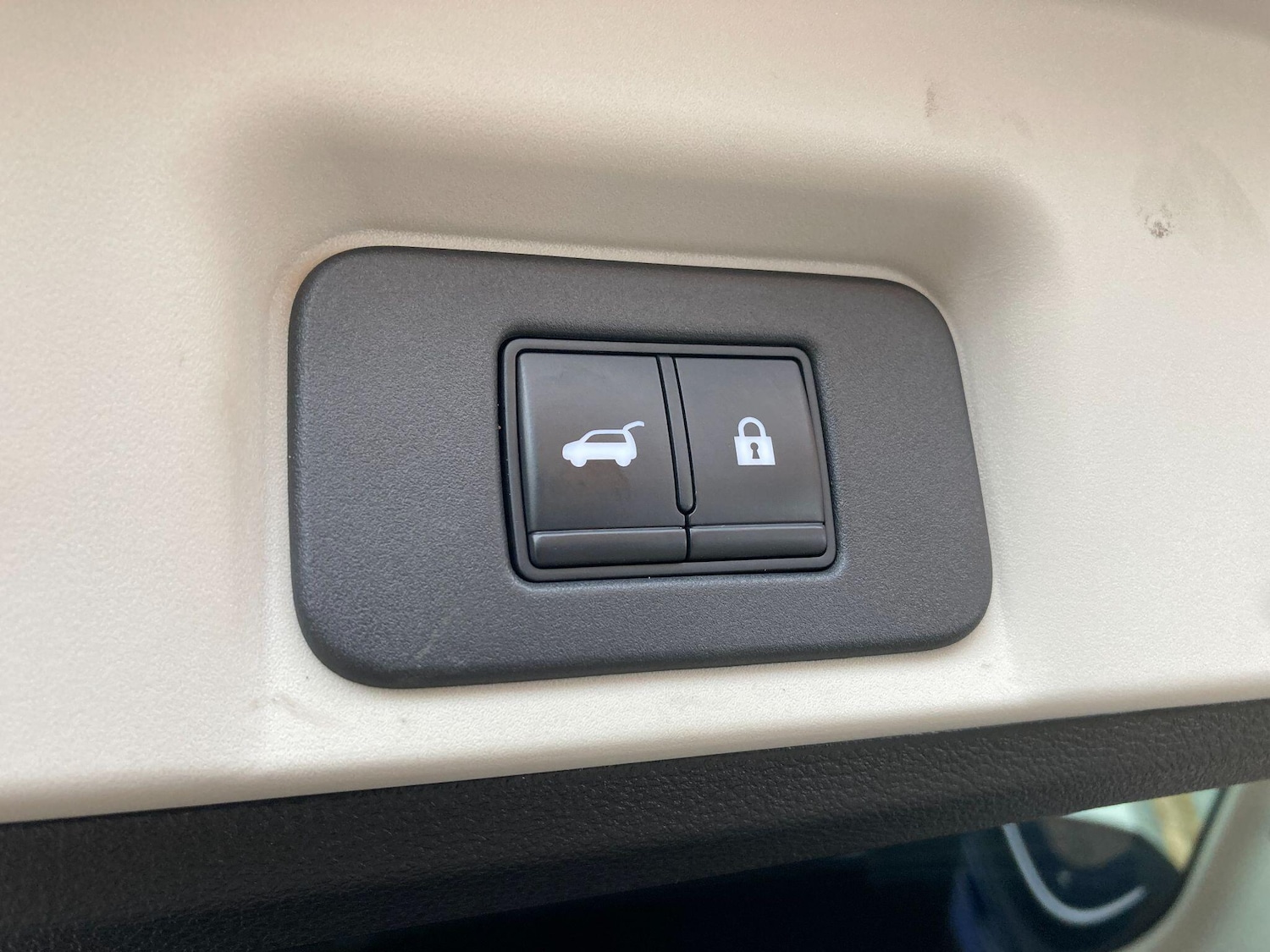 Used Nissan ARIYA 2022 for sale - 77156766: Photo 27