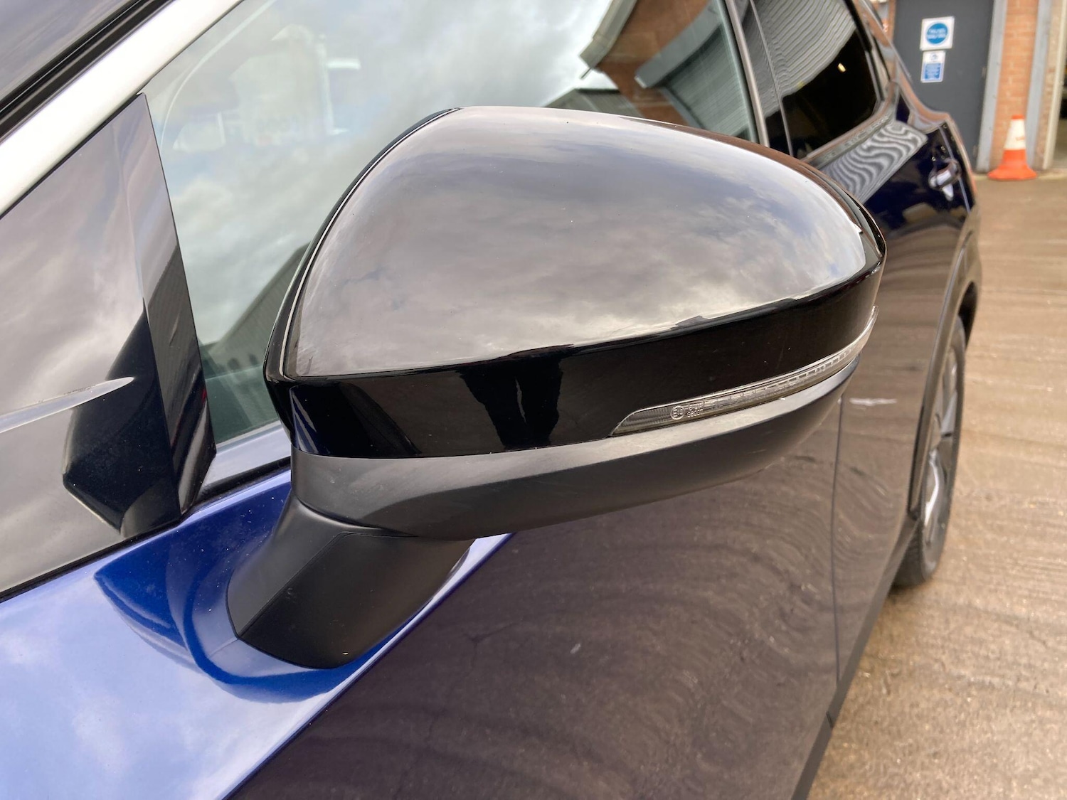 Used Nissan ARIYA 2022 for sale - 77156766: Photo 9