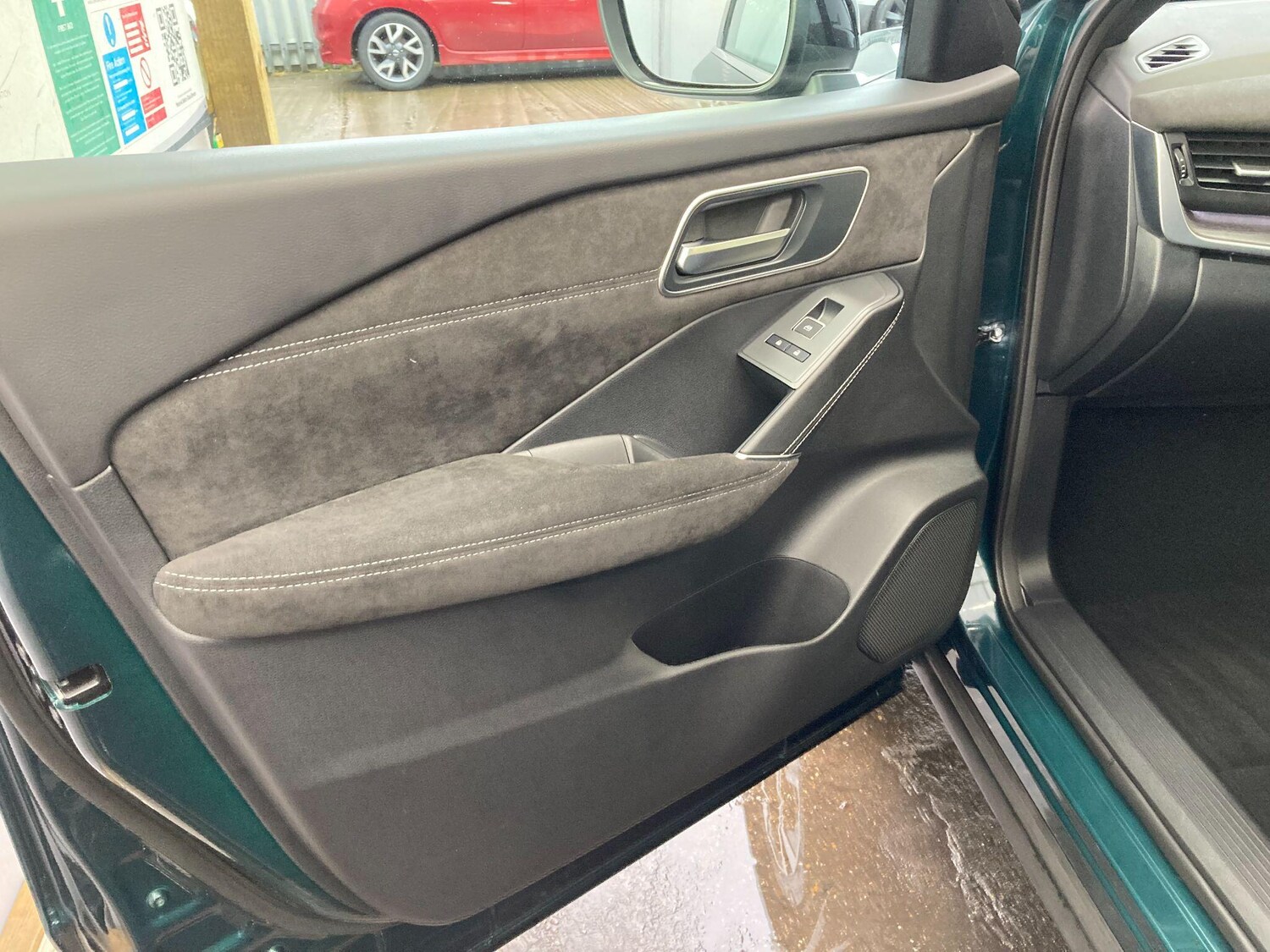 Used Nissan Qashqai for sale - 77808973: Photo 35