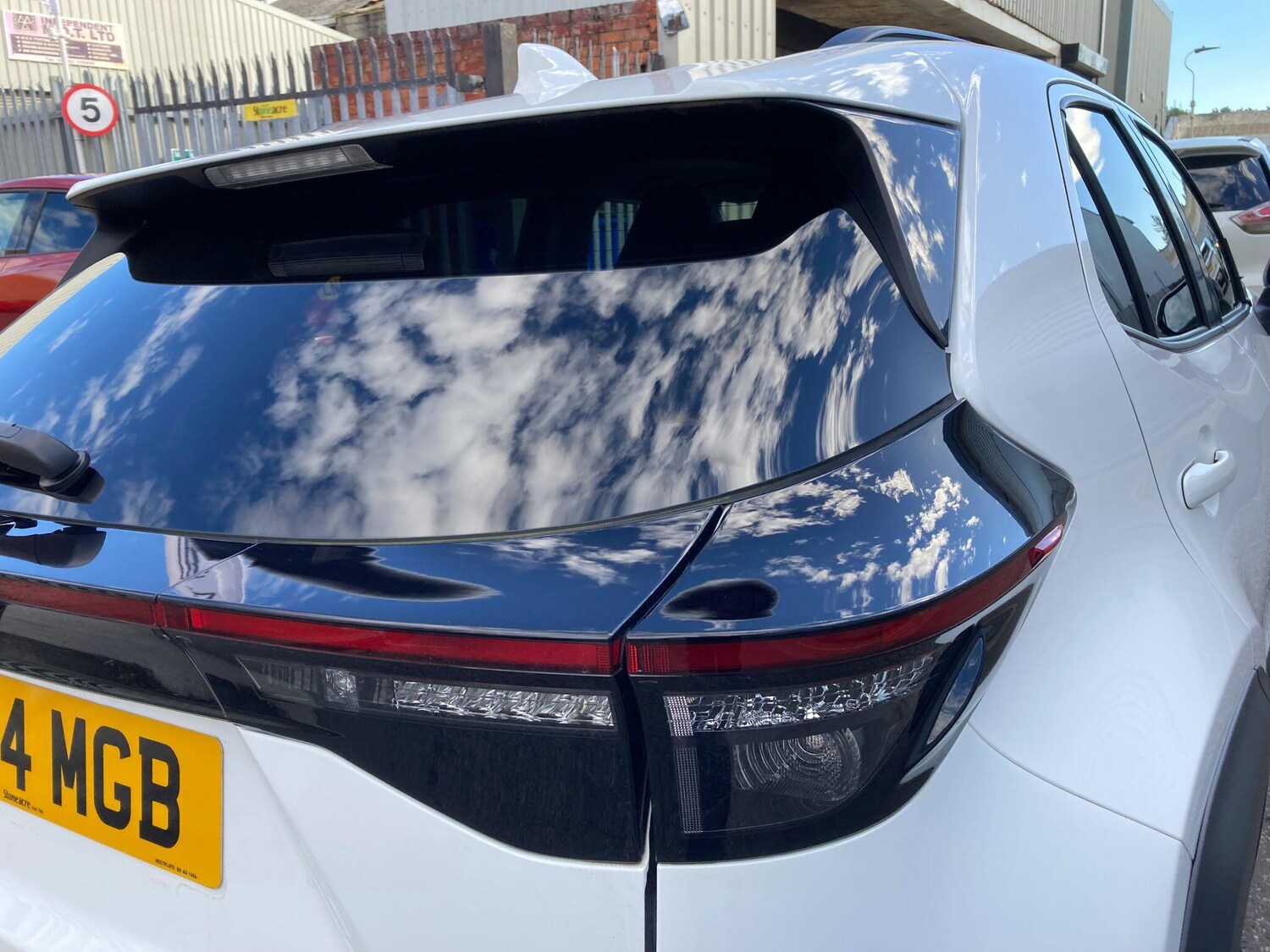 Used Toyota Yaris Cross 2022 for sale - 76246642: Photo 19