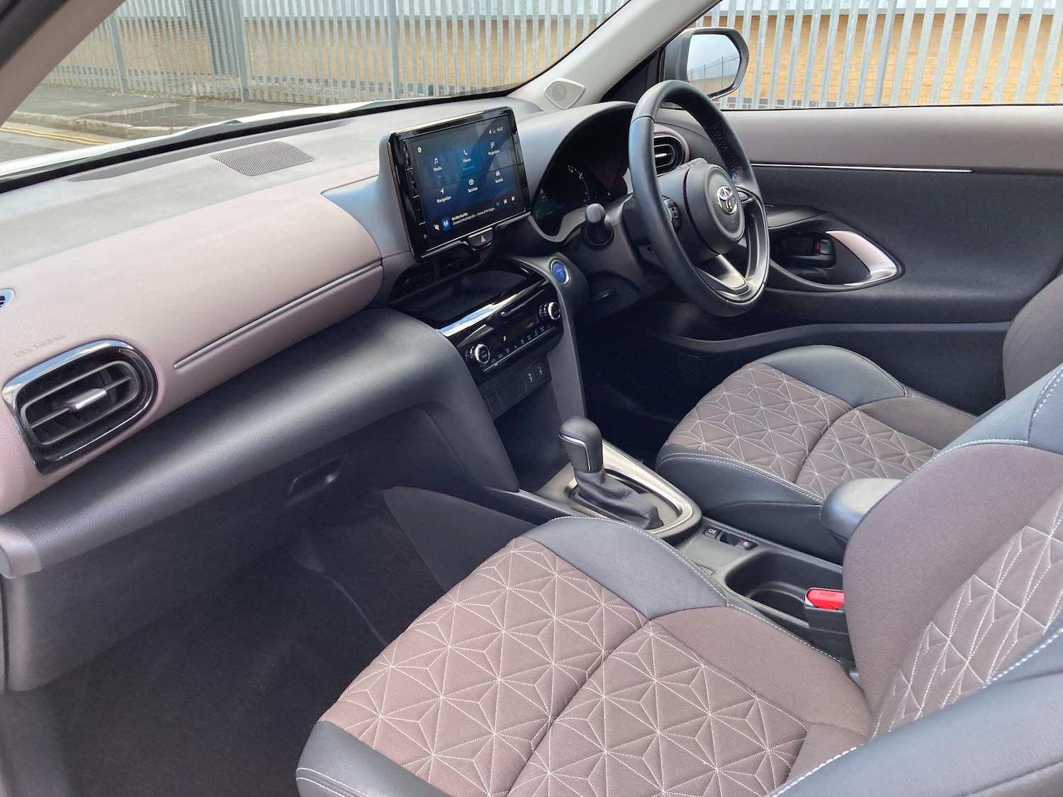 Used Toyota Yaris Cross 2022 for sale - 76246642: Photo 29