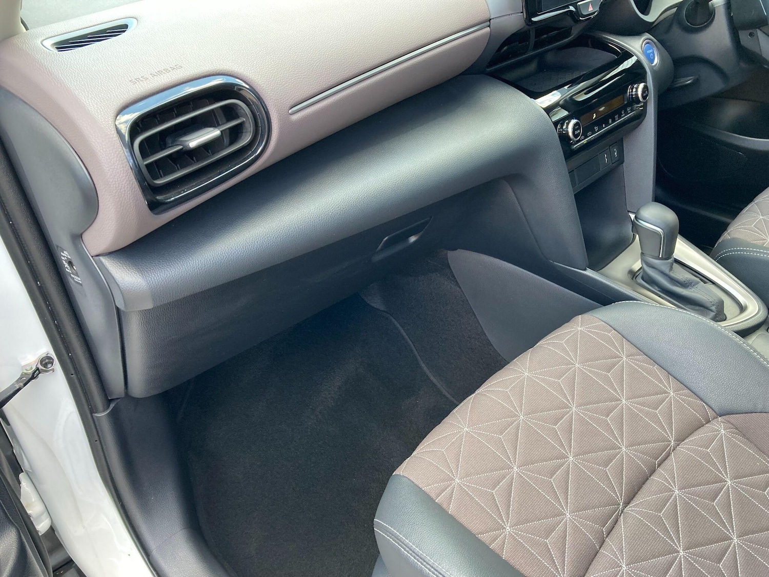 Used Toyota Yaris Cross 2022 for sale - 76246642: Photo 32