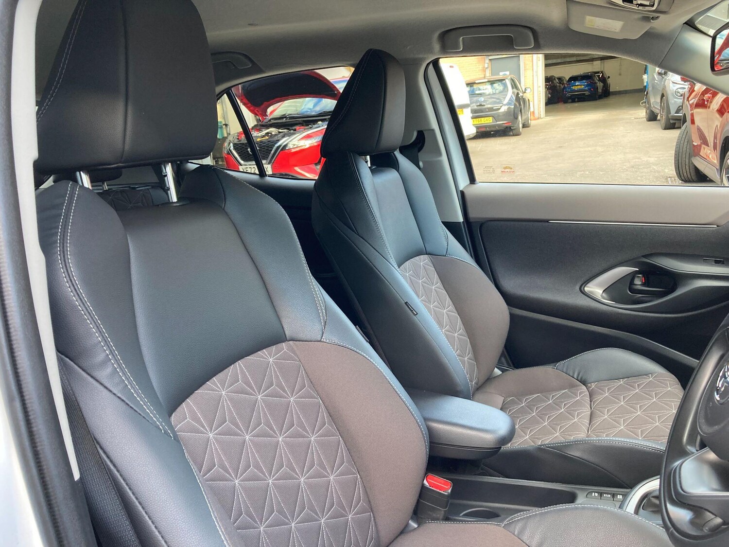 Used Toyota Yaris Cross 2022 for sale - 76246642: Photo 46