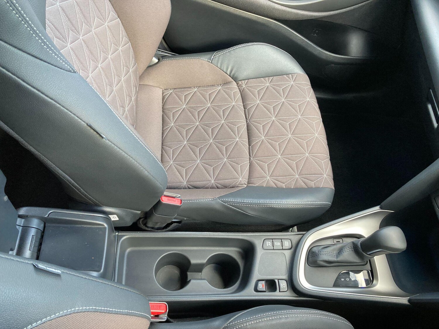 Used Toyota Yaris Cross 2022 for sale - 76246642: Photo 66