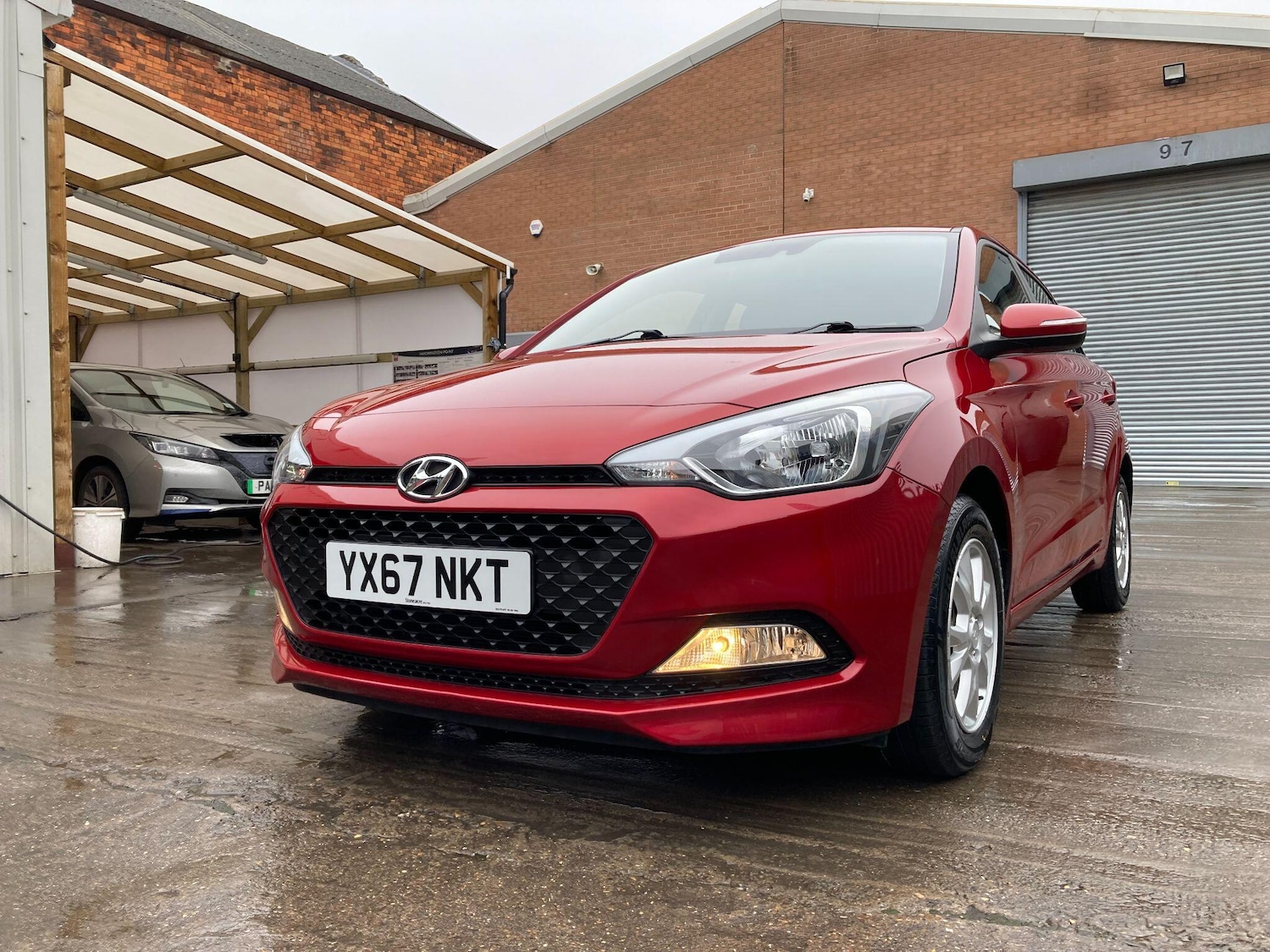 Used Hyundai i20 2017 for sale - 76850537: Photo 13