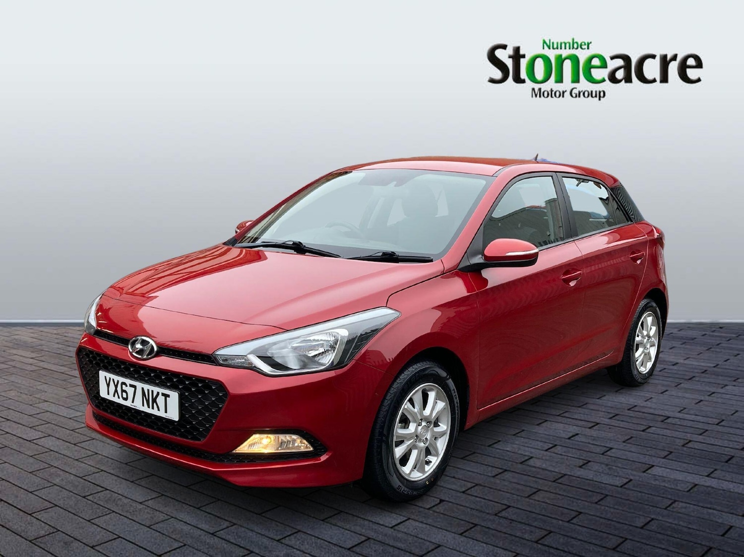 Used Hyundai i20 2017 for sale - 76850537: Photo 3
