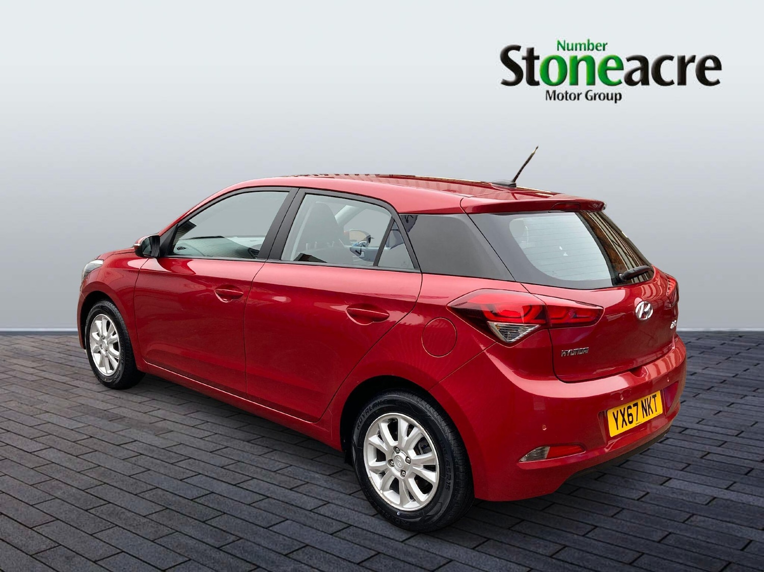 Used Hyundai i20 2017 for sale - 76850537: Photo 4