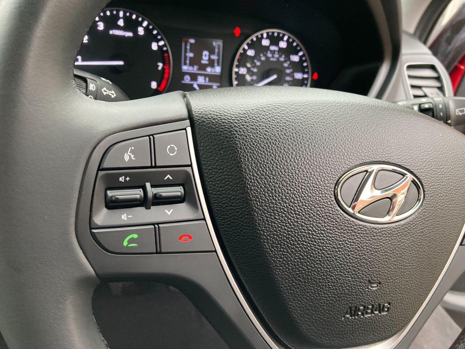 Used Hyundai i20 2017 for sale - 76850537: Photo 45