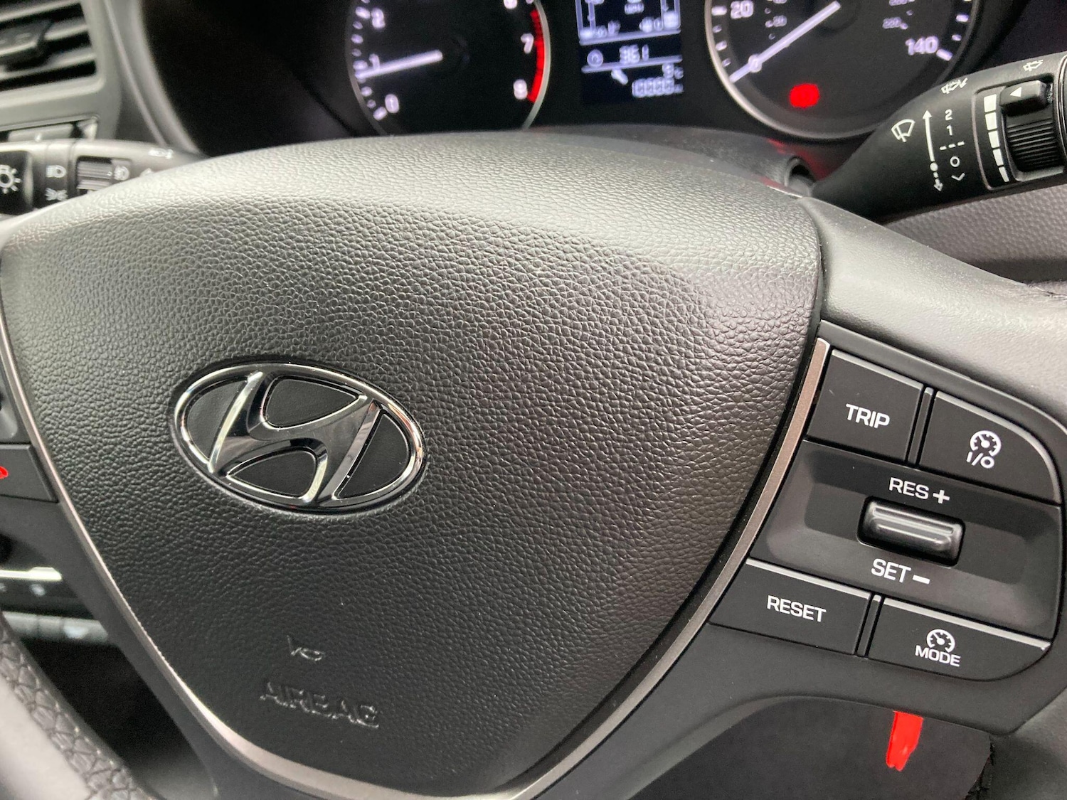 Used Hyundai i20 2017 for sale - 76850537: Photo 46