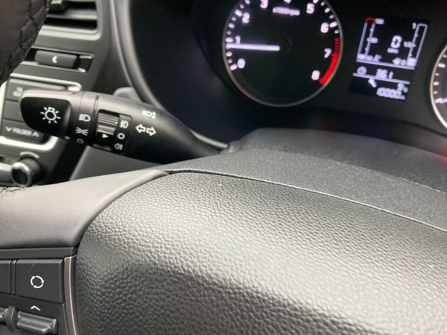 Used Hyundai i20 2017 for sale - 76850537: Photo 48