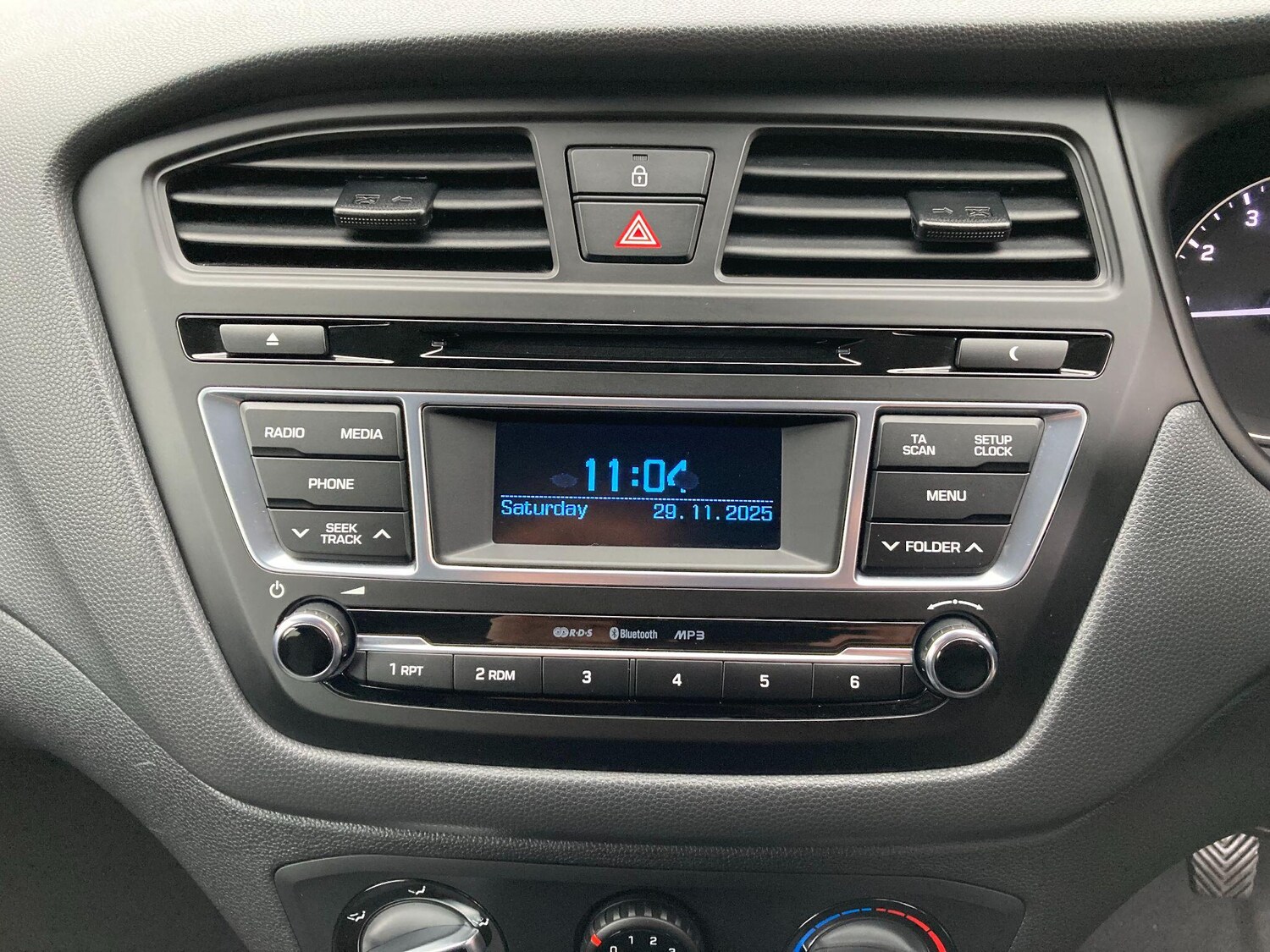 Used Hyundai i20 2017 for sale - 76850537: Photo 49