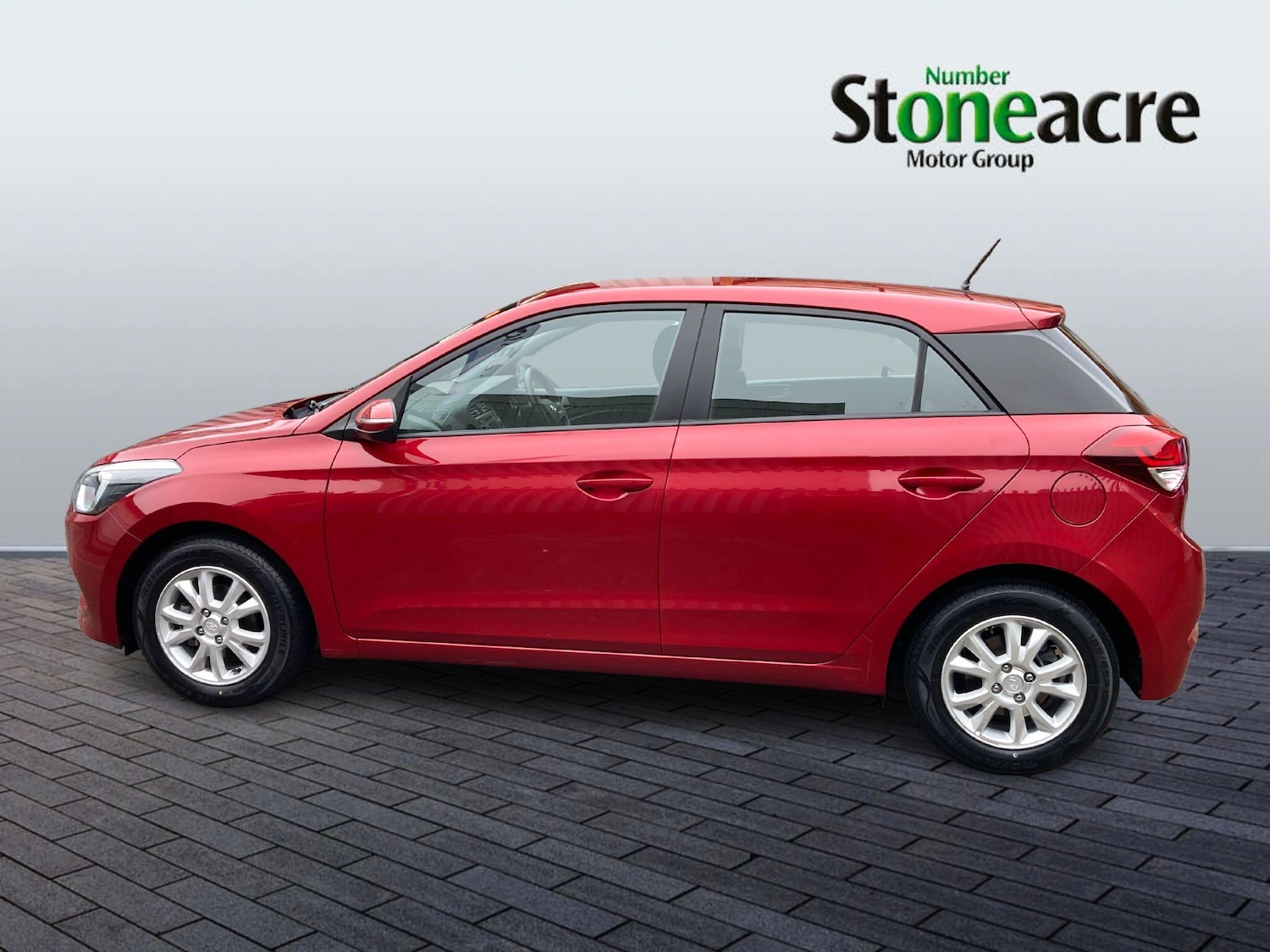 Used Hyundai i20 2017 for sale - 76850537: Photo 5