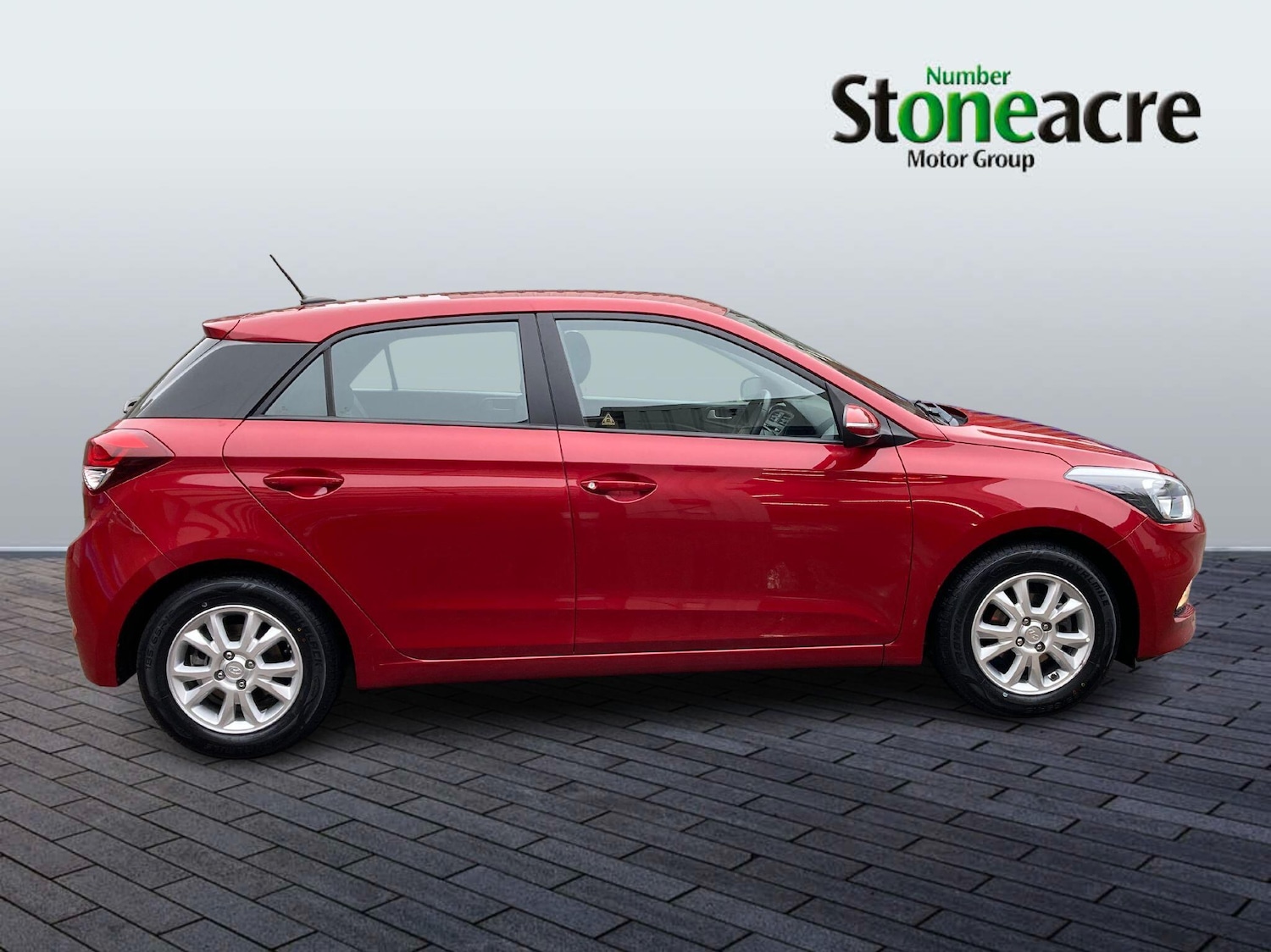 Used Hyundai i20 2017 for sale - 76850537: Photo 7
