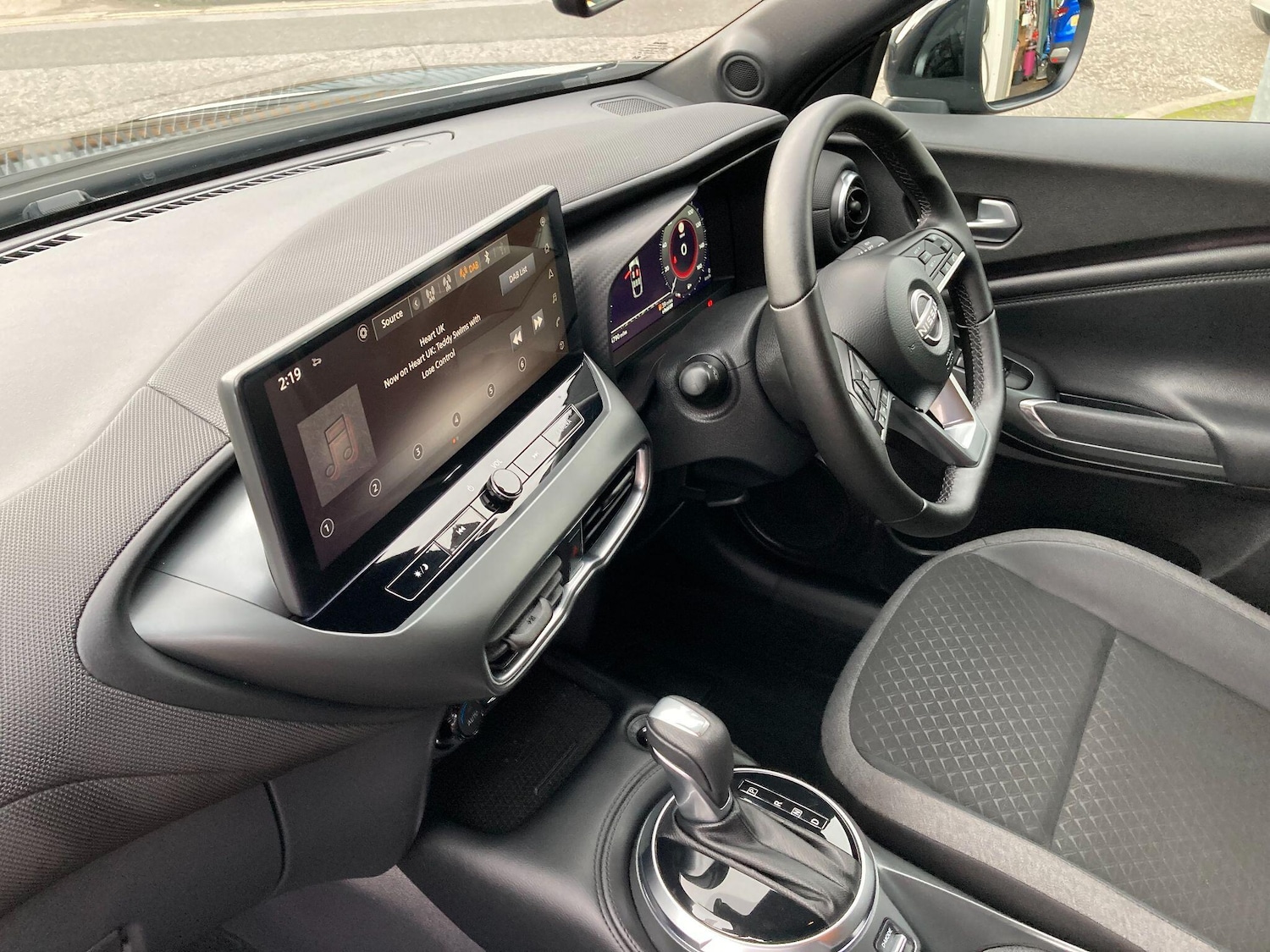 Used Nissan Juke 2025 for sale - 76965385: Photo 30