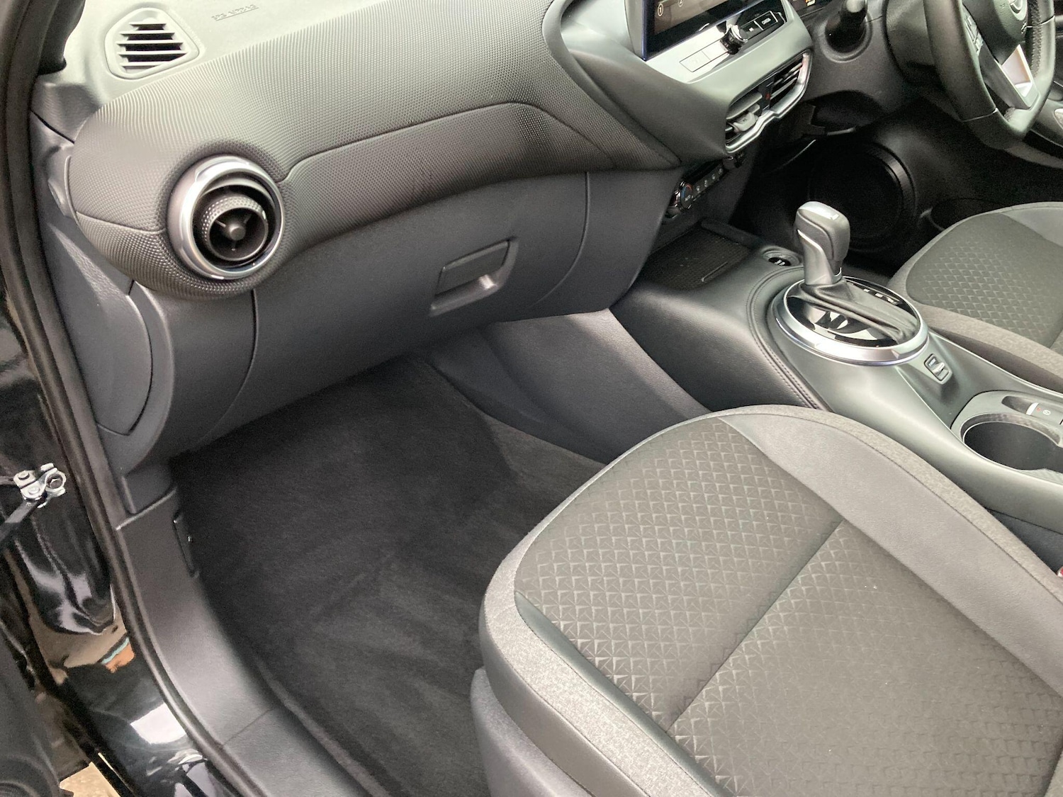 Used Nissan Juke 2025 for sale - 76965385: Photo 33