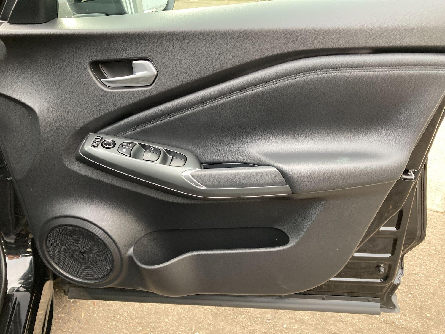 Used Nissan Juke 2025 for sale - 76965385: Photo 45