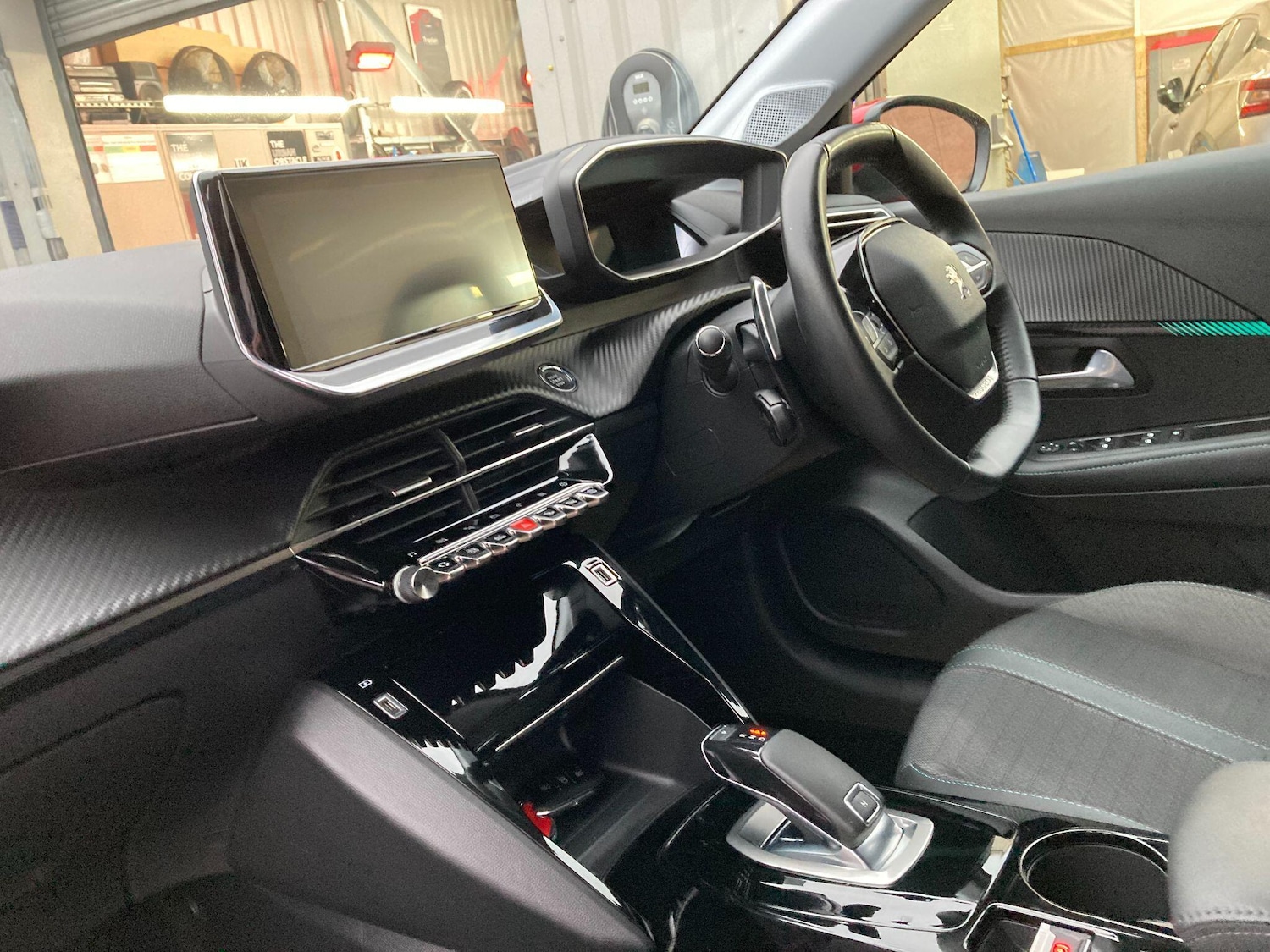 Used Peugeot 208 2021 for sale - 77332007: Photo 28