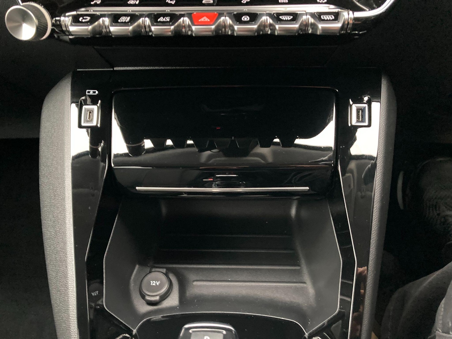 Used Peugeot 208 2021 for sale - 77332007: Photo 65