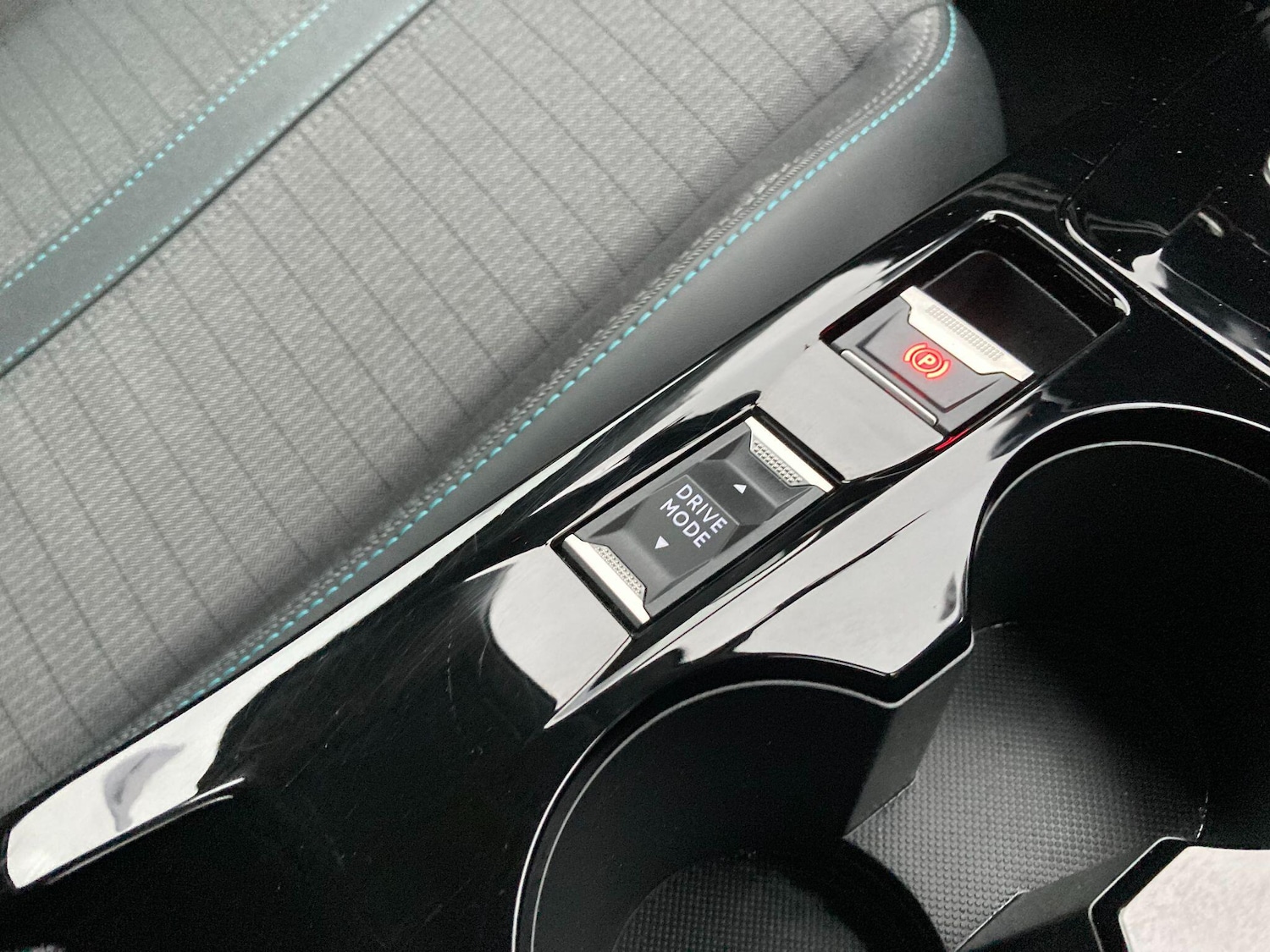 Used Peugeot 208 2021 for sale - 77332007: Photo 69