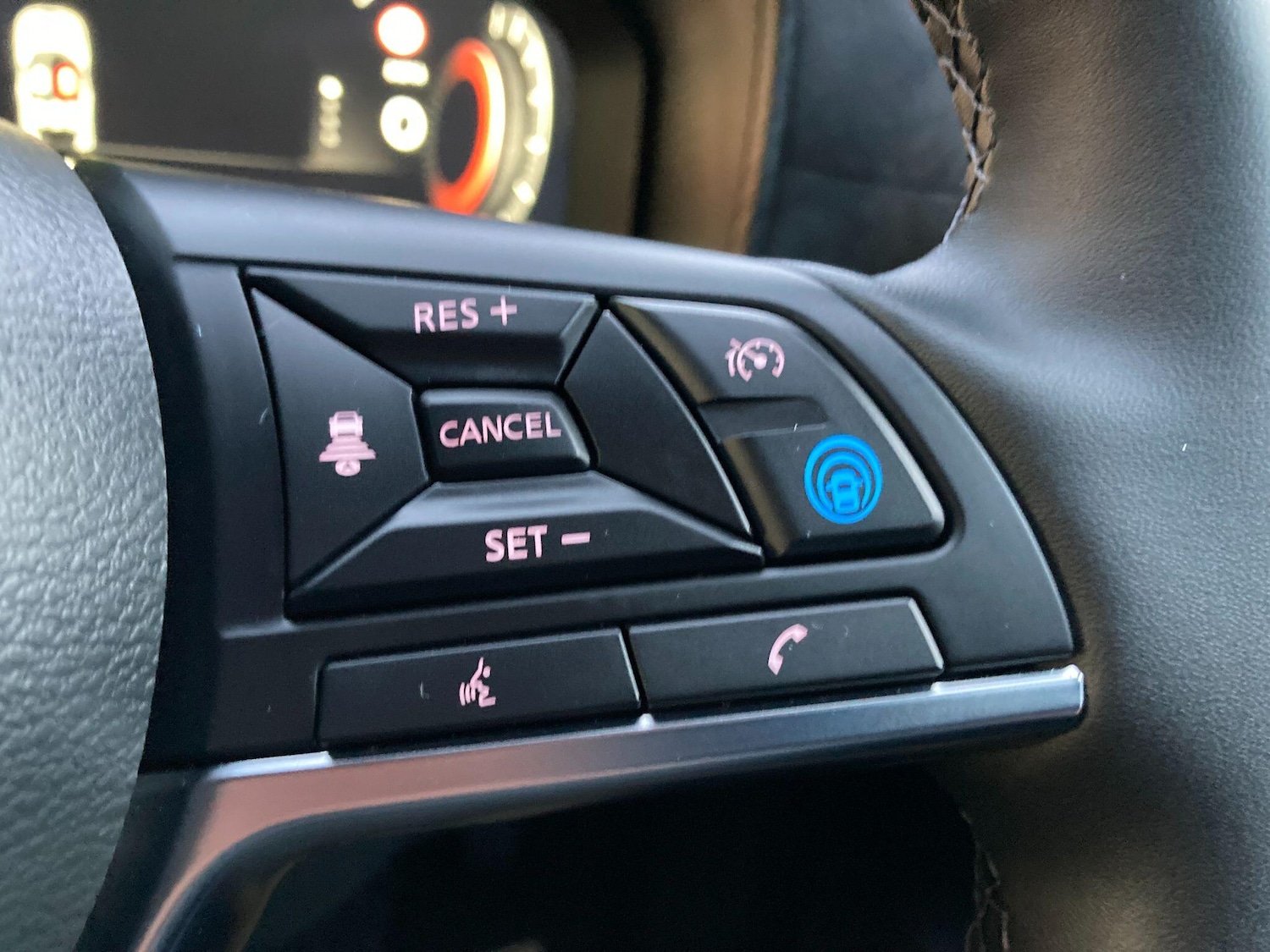 Used Nissan Juke for sale - 77242489: Photo 51