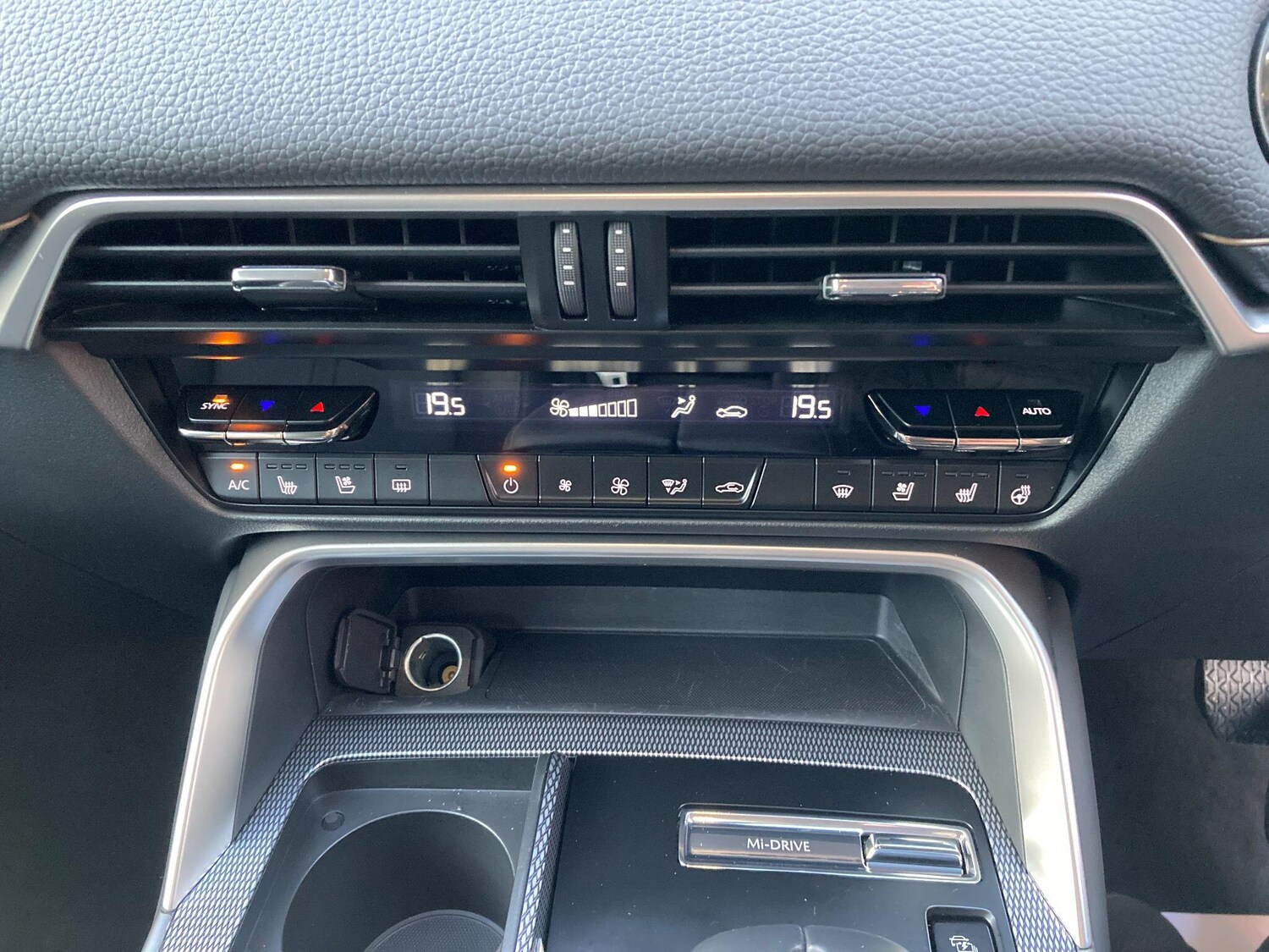 Used Mazda CX-60 2024 for sale - 77358509: Photo 64