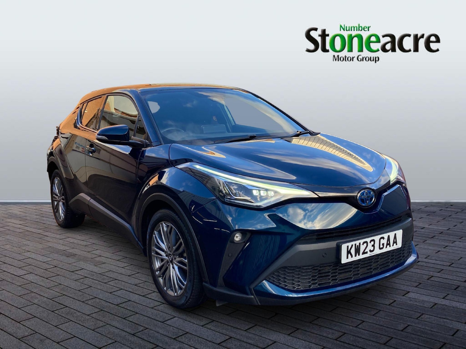 Used Toyota C-HR 2023 for sale - 76584722: Photo 1