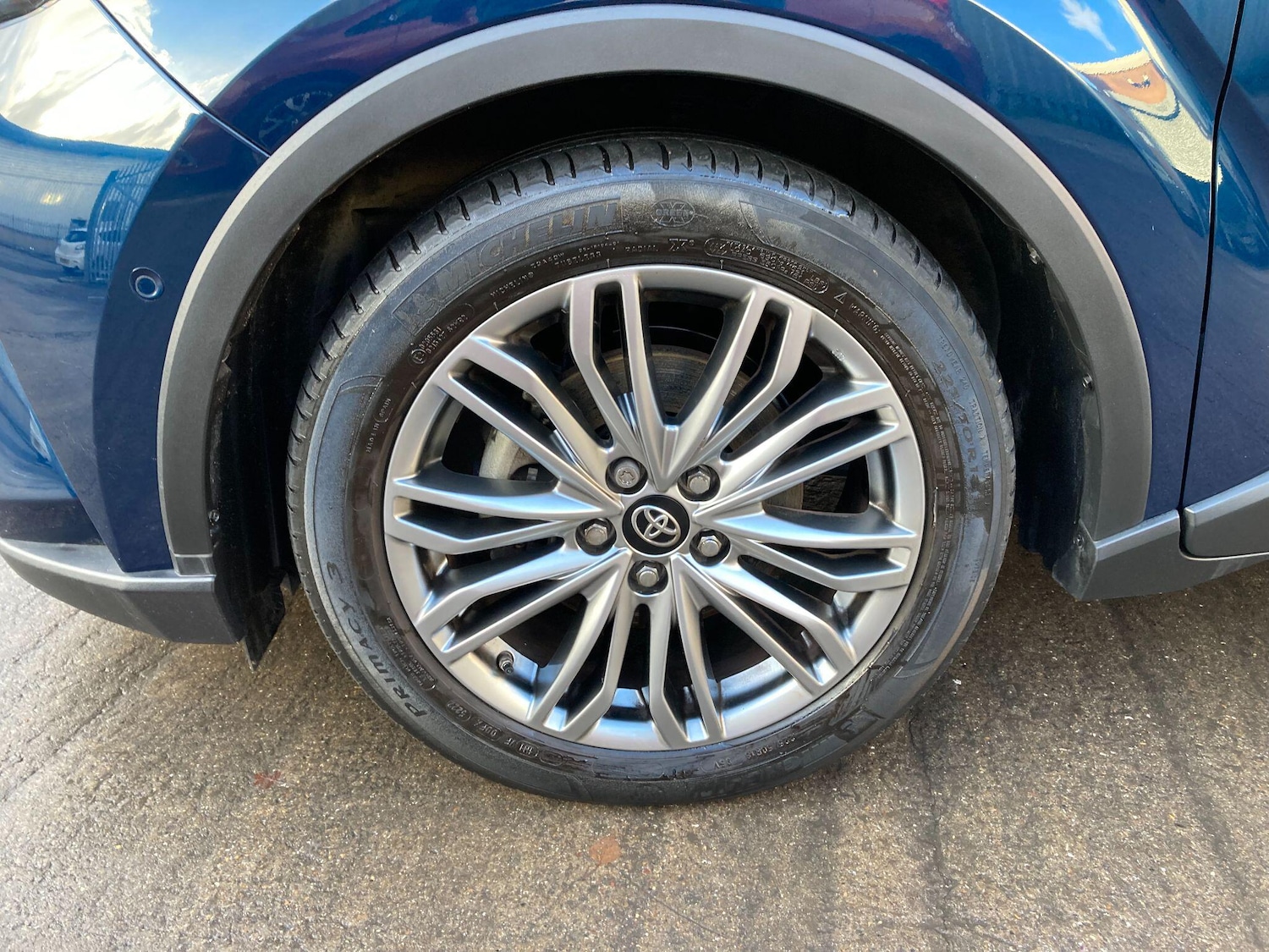 Used Toyota C-HR 2023 for sale - 76584722: Photo 10