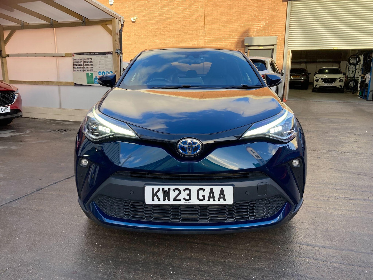 Used Toyota C-HR 2023 for sale - 76584722: Photo 15